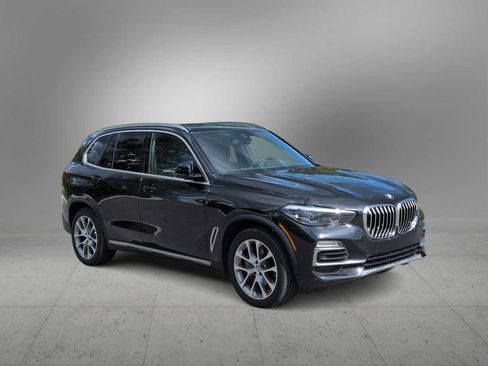 Used 2019 BMW X5 xDrive50i w/ Premium Package 2 AWD/4WD image 2