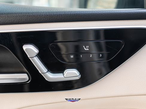 Used 2022 Mercedes-Benz C 300 4MATIC Sedan w/ Exclusive Trim Package image 39