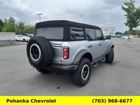 Used 2023 Ford Bronco Badlands w/ Sasquatch Package AWD/4WD image 7
