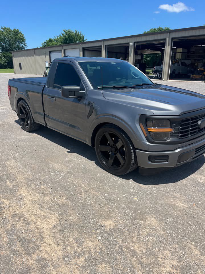 Used 2024 Ford F150 XL RWD image 2