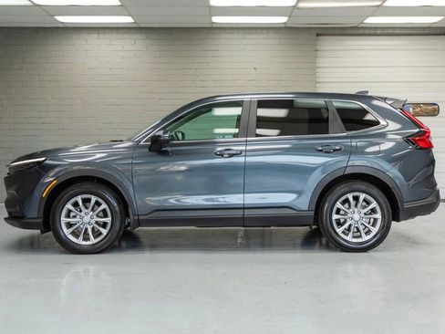 Used 2023 Honda CR-V EX-L image 4