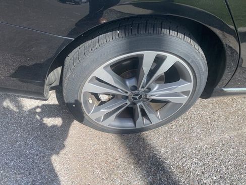 Used 2021 Mercedes-Benz C 300 4MATIC Sedan image 11