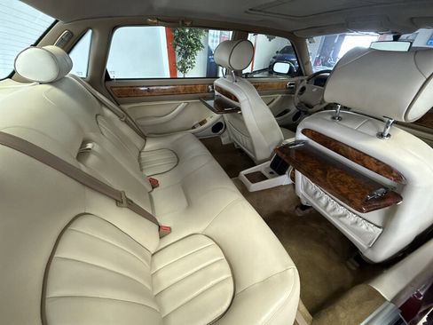 Used 1997 Jaguar XJ Vanden Plas RWD image 21