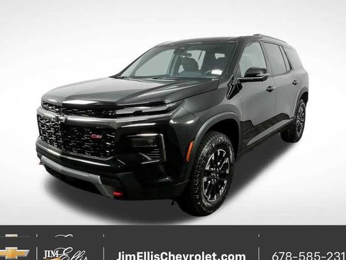 New 2026 Chevrolet Traverse Z71 w/ Driver Confidence Package image 1