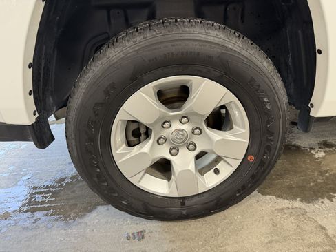 Used 2025 RAM 1500 Big Horn AWD/4WD image 5