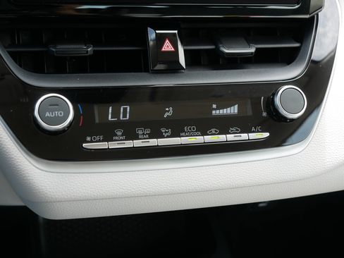 Used 2023 Toyota Corolla LE w/ LE Convenience Package AWD/4WD image 23