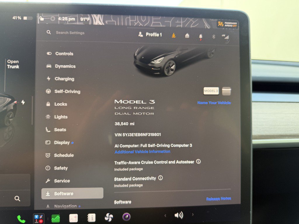 Used 2022 Tesla Model 3 AWD/4WD image 18