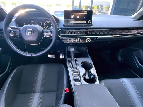 Used 2024 Honda Civic Sport image 16