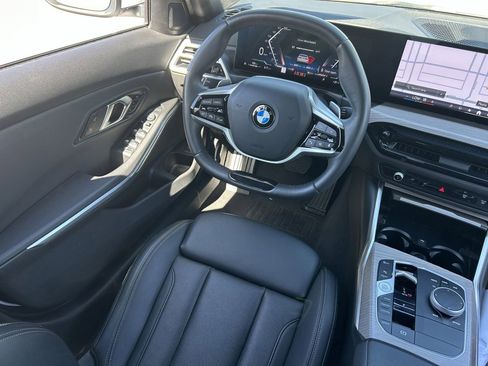 Used 2025 BMW 330i Sedan RWD image 17
