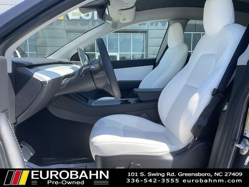 Used 2022 Tesla Model Y Performance AWD/4WD image 8