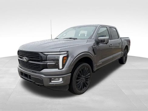 Used 2025 Ford F150 Platinum w/ Equipment Group 702A High AWD/4WD image 3