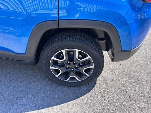 Used 2021 Jeep Compass Trailhawk w/ Sun and Sound Group AWD/4WD image 8