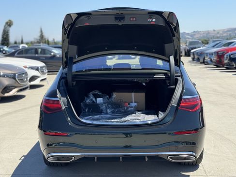 New 2026 Mercedes-Benz S 580e 4MATIC Sedan image 13