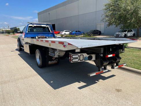 Used 2015 RAM 5500 SLT w/ Quick Order Package 29G SLT image 2