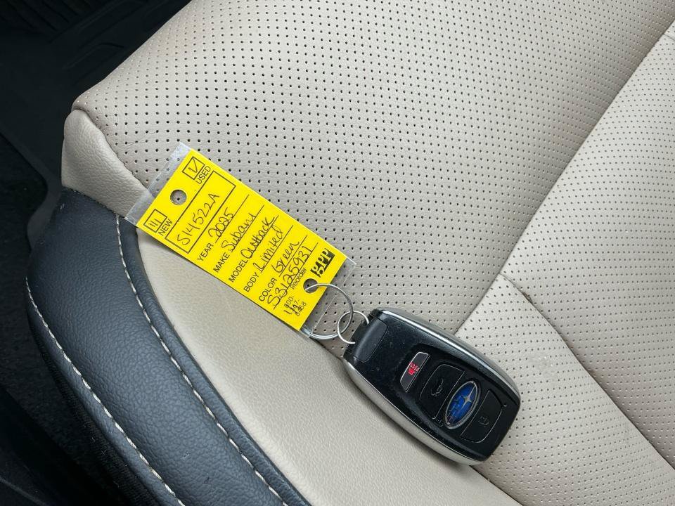Certified 2025 Subaru Outback Limited AWD/4WD image 38