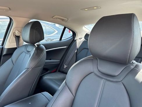 Used 2026 Genesis G70 2.5T AWD/4WD image 10
