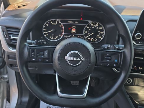 Used 2023 Nissan Rogue SV AWD/4WD image 26