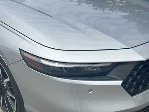 Certified 2023 Honda Accord Touring image 35