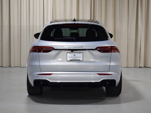 New 2025 Maserati Grecale Modena image 12