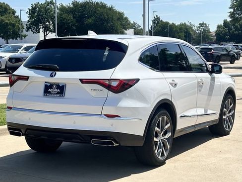 Used 2024 Acura MDX FWD w/ Technology Package image 4