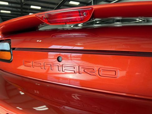 Used 2002 Chevrolet Camaro Z28 w/ Preferred Equipment Group image 46