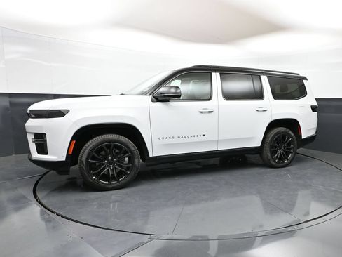 New 2026 Jeep Grand Wagoneer Summit AWD/4WD image 48