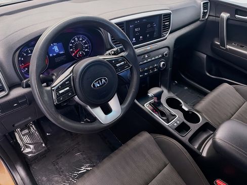Used 2020 Kia Sportage LX FWD image 7