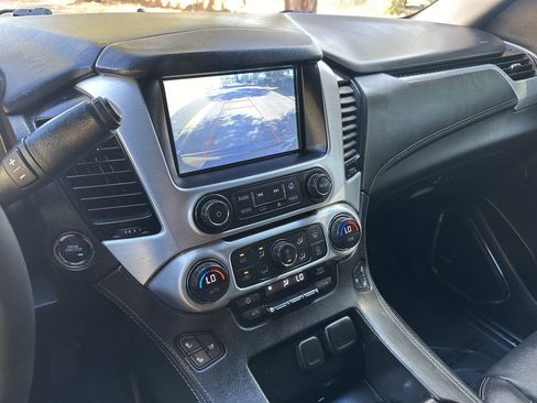 Used 2020 GMC Yukon XL SLT AWD/4WD image 19