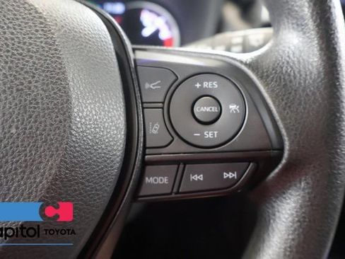 Certified 2025 Toyota RAV4 XLE AWD/4WD image 19