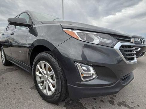 Used 2019 Chevrolet Equinox LT image 3