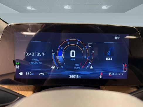 Used 2025 Chevrolet Equinox ACTIV w/ Safety and Technology Package AWD/4WD image 19