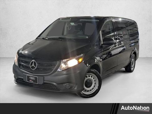 Used 2020 Mercedes-Benz Metris Passenger image 1