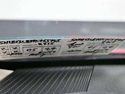 Used 2024 Nissan Rogue SL w/ SL Premium Package image 13