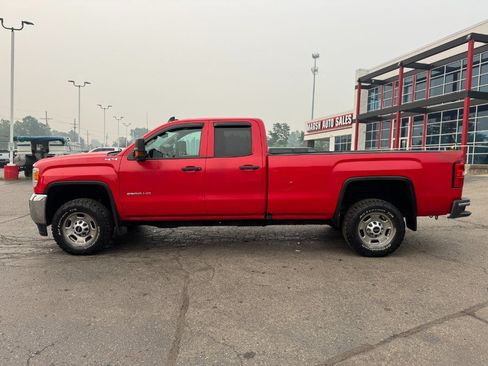 Used 2017 GMC Sierra 2500 4x4 Double Cab w/ Sierra Convenience Package image 2