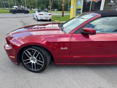 Used 2014 Ford Mustang GT Premium w/ Electronics Package RWD image 4