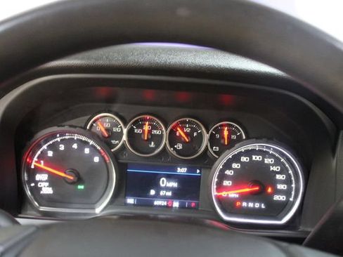 Used 2022 Chevrolet Silverado 1500 Custom w/ Safety Confidence Package AWD/4WD image 19