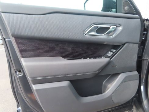 Used 2023 Land Rover Range Rover Velar R-Dynamic S AWD/4WD image 26