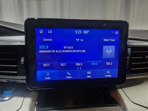 Used 2024 Ford Explorer XLT w/ Class IV Trailer Tow Package image 25