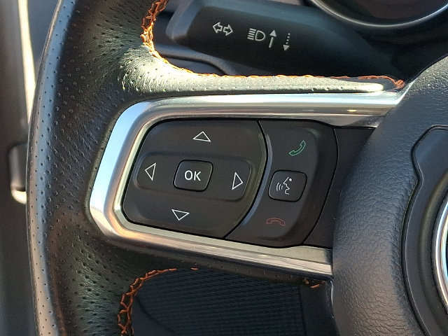 Used 2023 Jeep Gladiator Mojave w/ Cold Weather Group AWD/4WD image 7