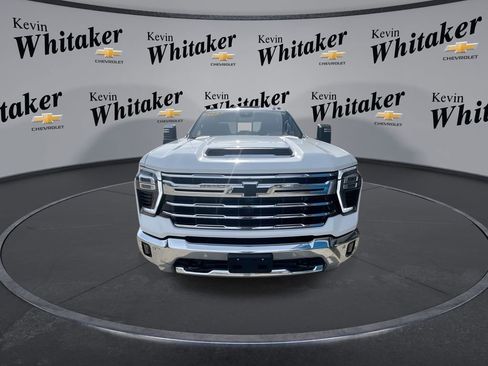Used 2024 Chevrolet Silverado 2500 LTZ w/ LTZ Plus Package AWD/4WD image 3