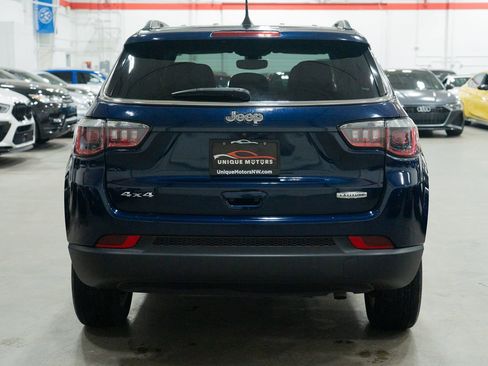 Used 2019 Jeep Compass Latitude w/ Popular Equipment Group image 5