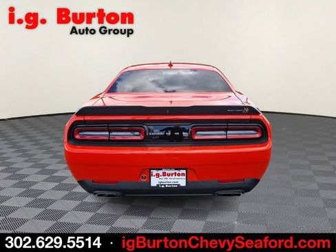 Used 2022 Dodge Challenger R/T Scat Pack RWD image 5