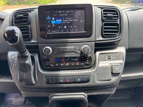 Used 2025 RAM ProMaster 2500 w/ Convenience Group FWD image 23