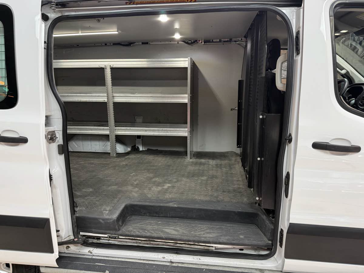 Used 2020 Ford Transit 250 Low Roof w/ Exterior Upgrade Package RWD image 28