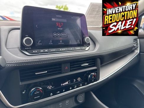 Used 2023 Nissan Rogue SV w/ SV Premium B Package AWD/4WD image 6