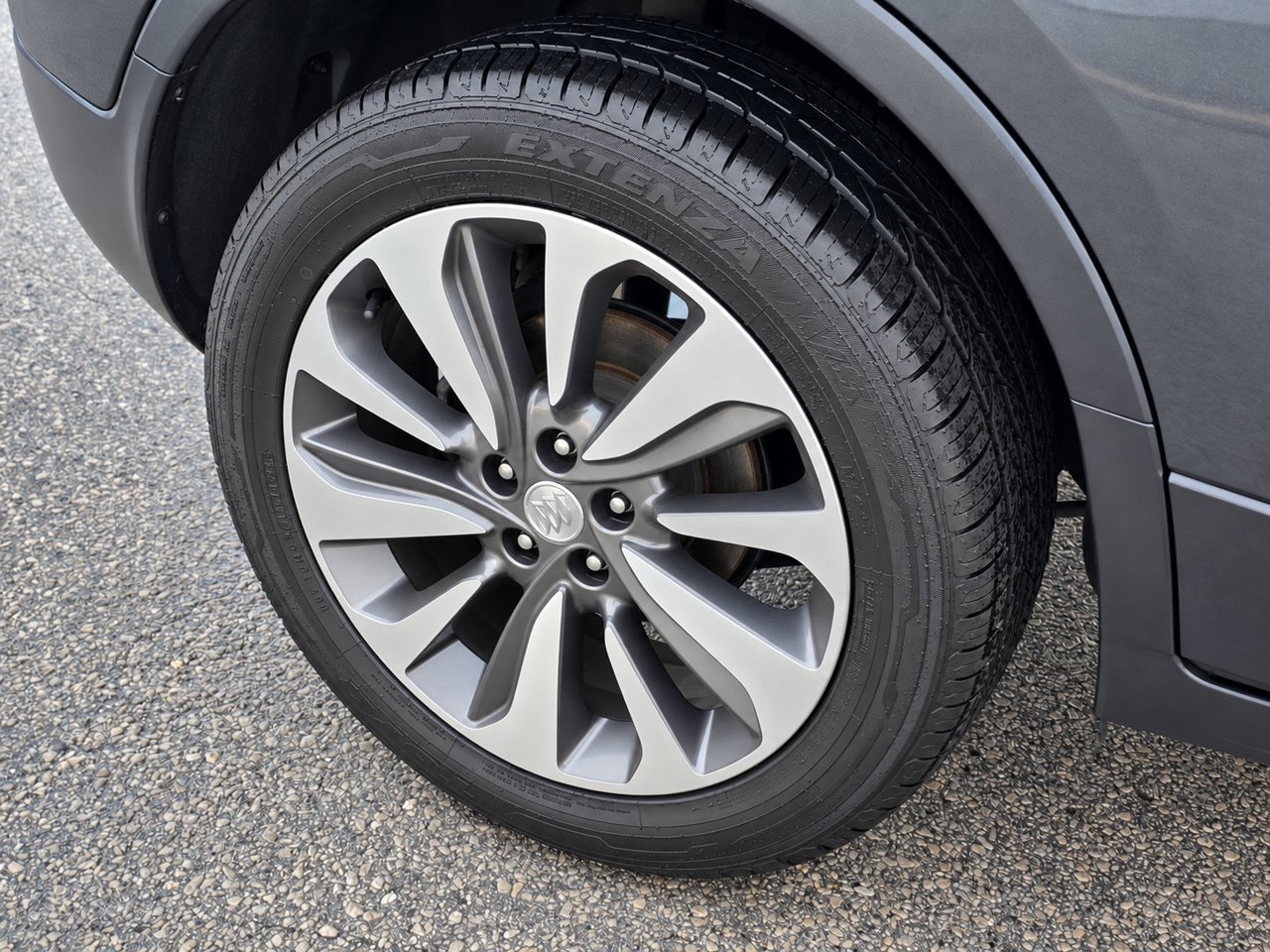 Certified 2017 Buick Encore Essence FWD image 10
