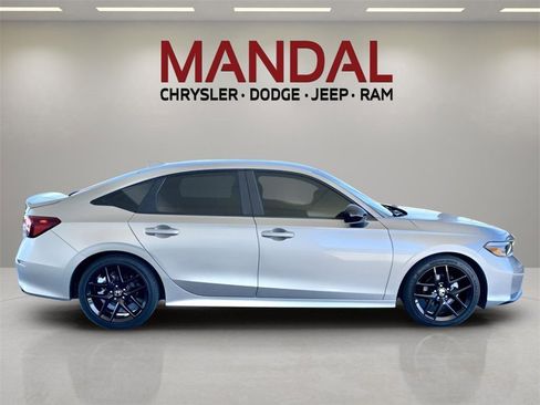 Used 2026 Honda Civic Sport image 4