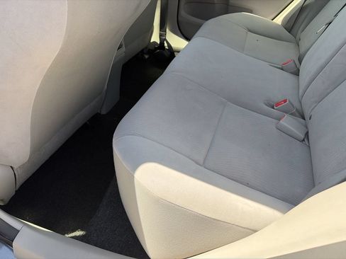 Used 2011 Toyota Corolla LE FWD image 14