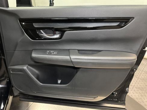 Certified 2025 Honda CR-V EX-L image 37