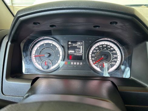 Used 2024 RAM 1500 Classic SLT AWD/4WD image 11